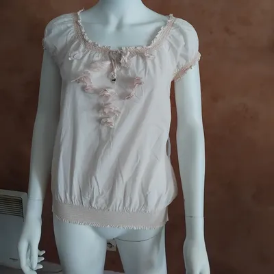 Petit Haut Phildar taille 36 motifs fleurs taille 36